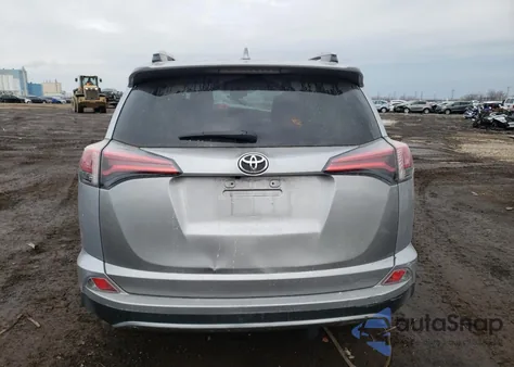 2017 Toyota Rav4 Xle из США, поврежденный, VIN 2T3WFREV4HW401396